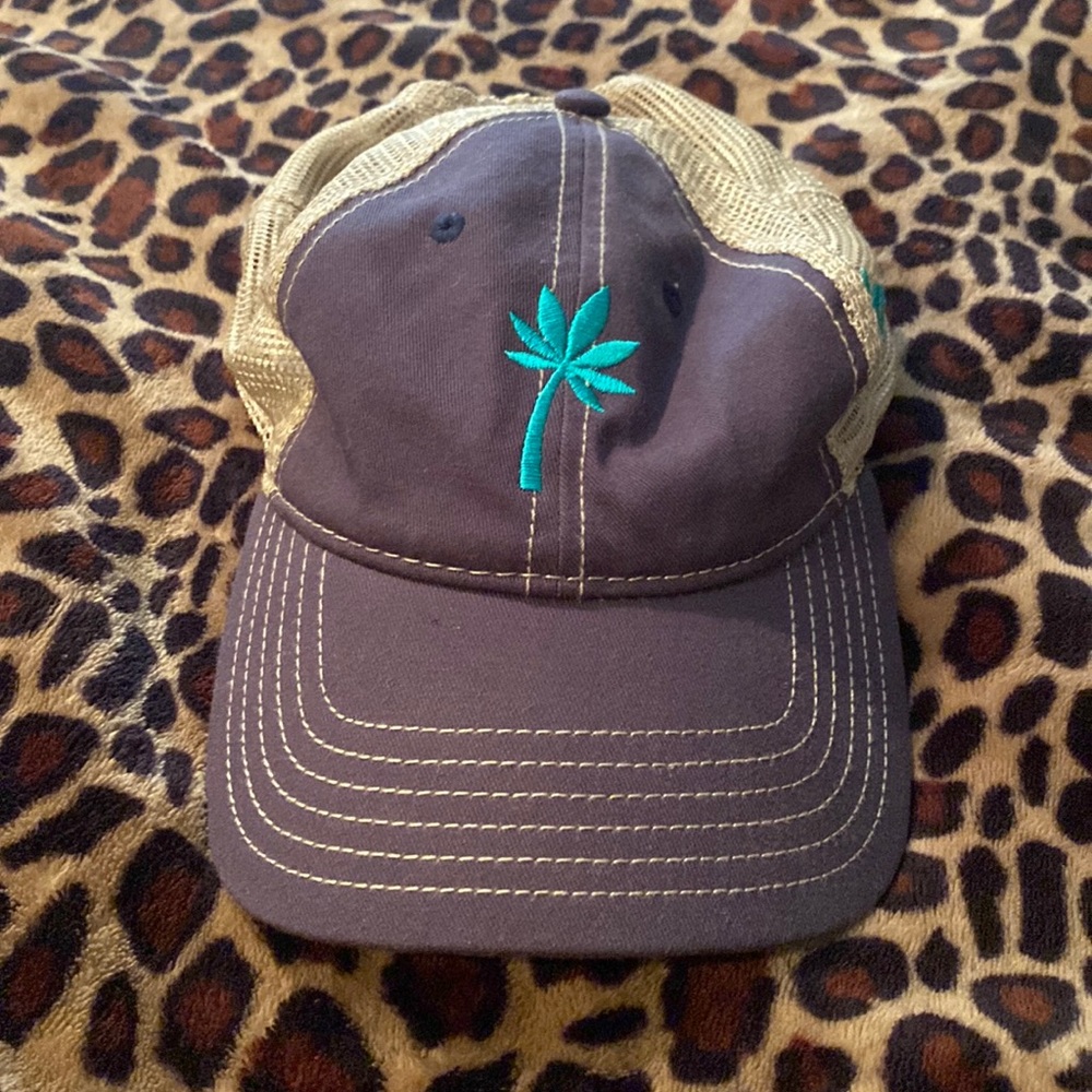 Coral Reefer Outdoor Hat
